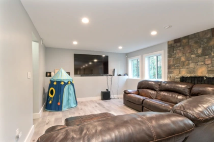 Entry Foyer Photo of 12707 Blue Mountain Crescent, Maple Ridge, BC