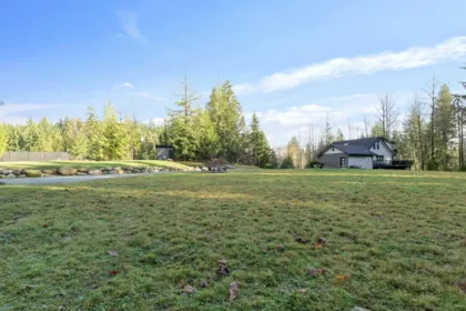 Garden / Landscaping Photo of 12707 Blue Mountain Crescent, Maple Ridge, BC