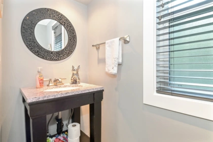 Primary Bathroom Photo of 12707 Blue Mountain Crescent, Maple Ridge, BC