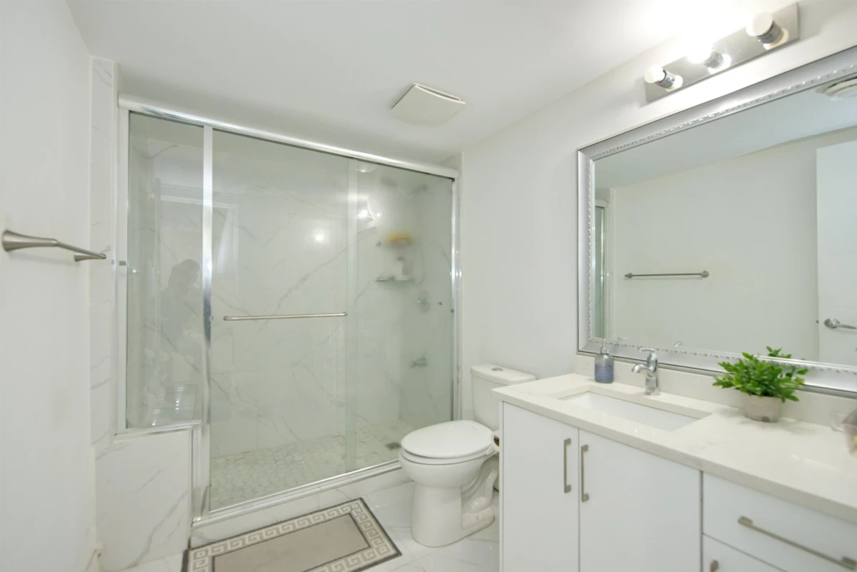 Breakfast Nook Photo of 7681 125 Street, Surrey, BC