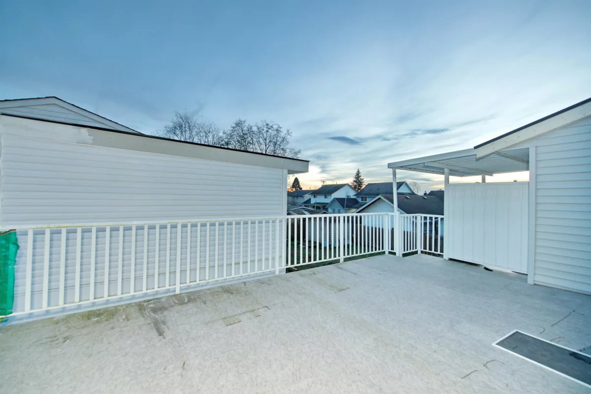 Garage Interior Photo of 7681 125 Street, Surrey, BC