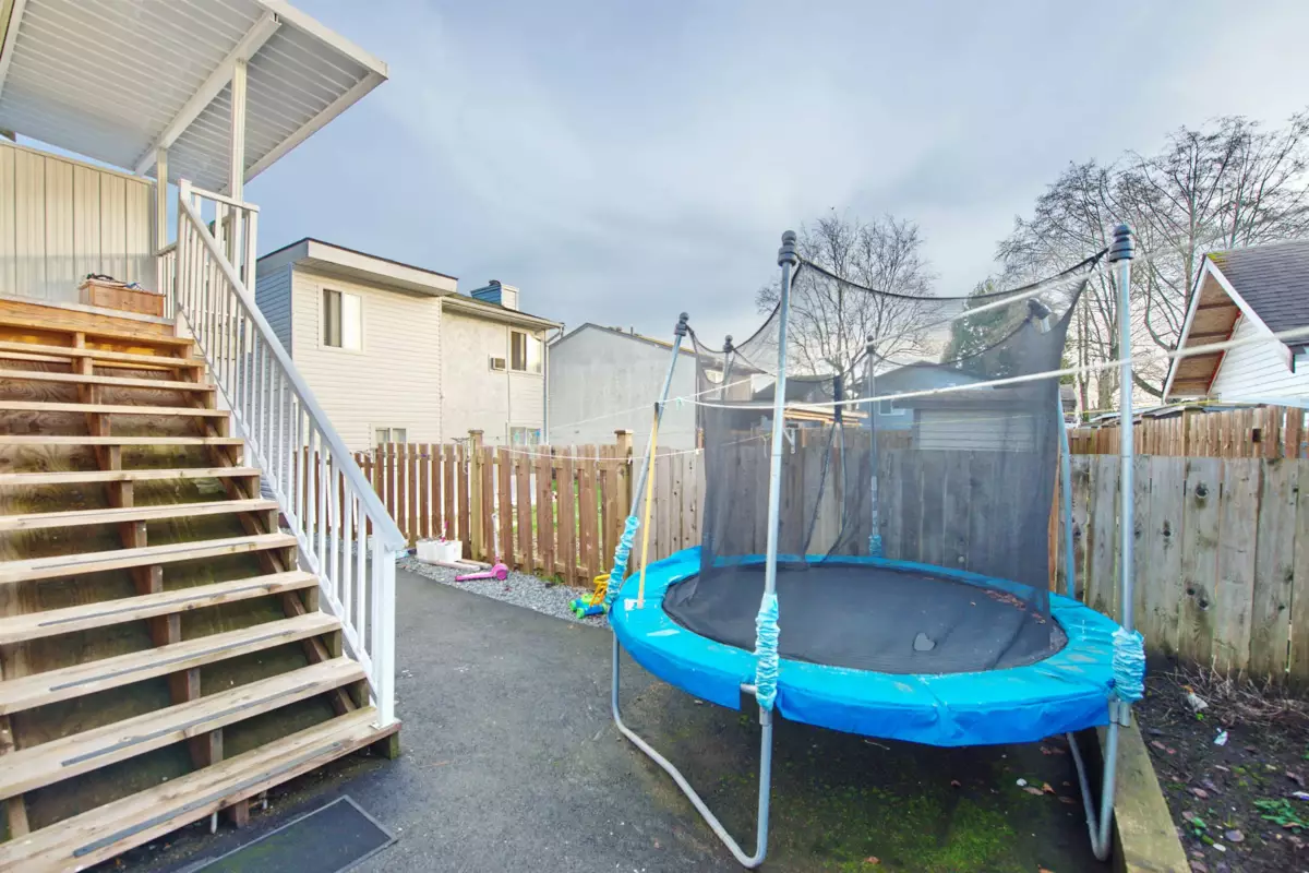 Garden / Landscaping Photo of 7681 125 Street, Surrey, BC