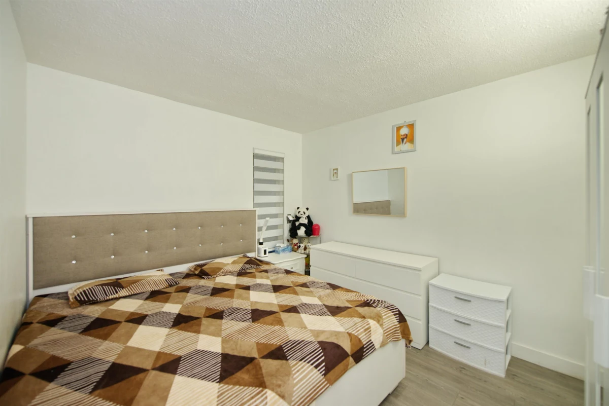 Hallway Photo of 7681 125 Street, Surrey, BC