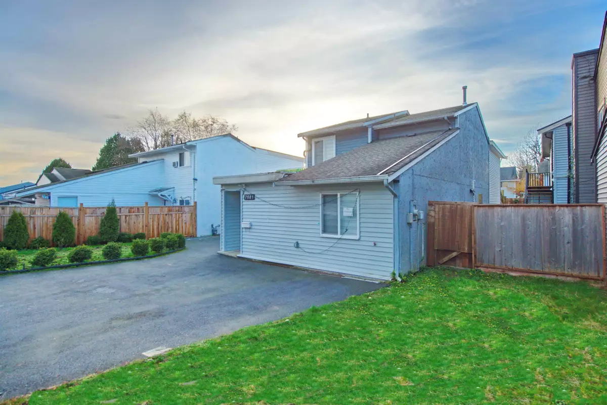 Hot Tub / Spa Photo of 7681 125 Street, Surrey, BC