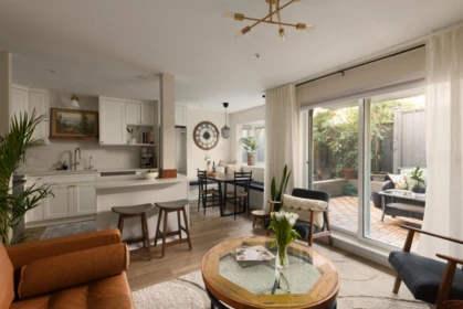 Breakfast Nook Photo of 101 2133 Dundas Street, Vancouver, BC