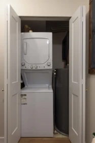 Mudroom Photo of 101 2133 Dundas Street, Vancouver, BC