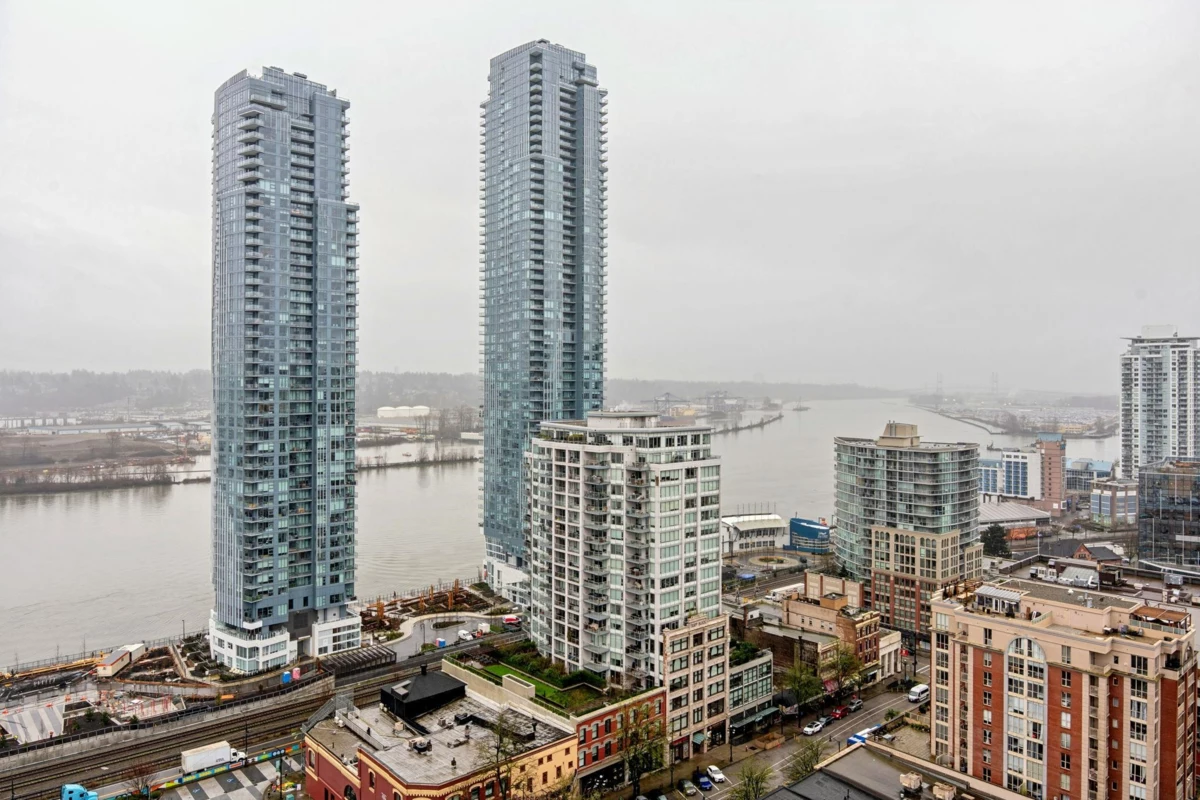 Entry Foyer Photo of 1705 618 Carnarvon Street, New Westminster, BC