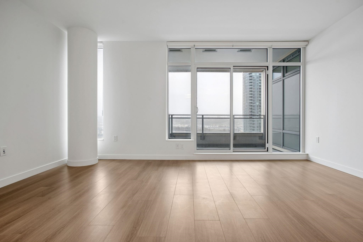 Living Room Photo of 1705 618 Carnarvon Street, New Westminster, BC