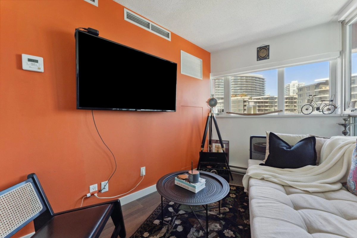 Family Room Photo of 1701 918 Cooperage Way, Vancouver, BC