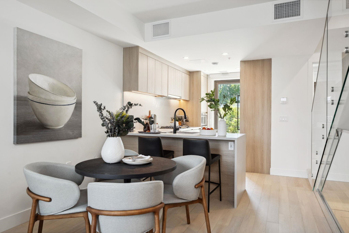 Living Room Photo of 6312 Oak Street, Vancouver, BC