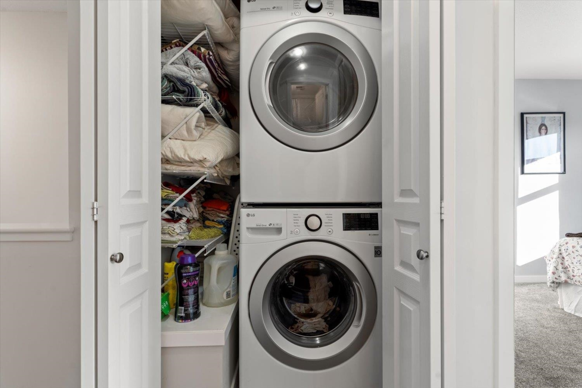 Hallway Photo of 36 31125 Westridge Place, Abbotsford, BC