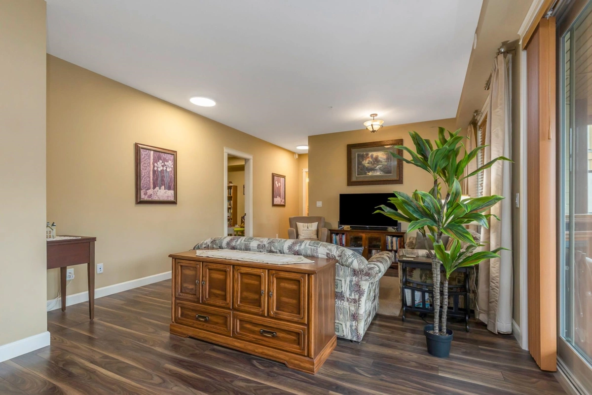 Bedroom 4 Photo of 409 2860 Trethewey Street, Abbotsford, BC