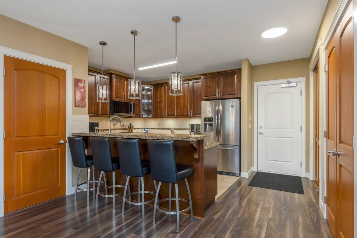 Dining Area Photo of 409 2860 Trethewey Street, Abbotsford, BC