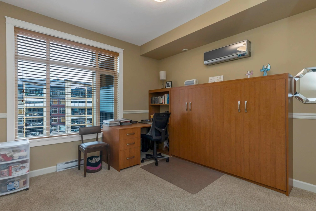 Outdoor Deck Photo of 409 2860 Trethewey Street, Abbotsford, BC