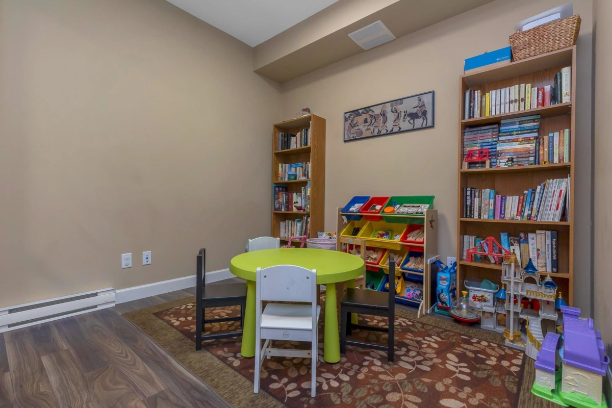 Swimming Pool Photo of 409 2860 Trethewey Street, Abbotsford, BC