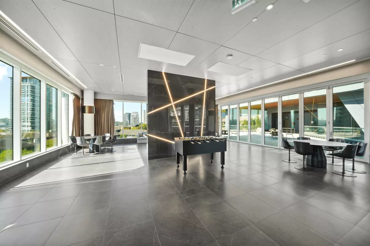 Hallway Photo of 1512 4730 Lougheed Highway, Burnaby, BC