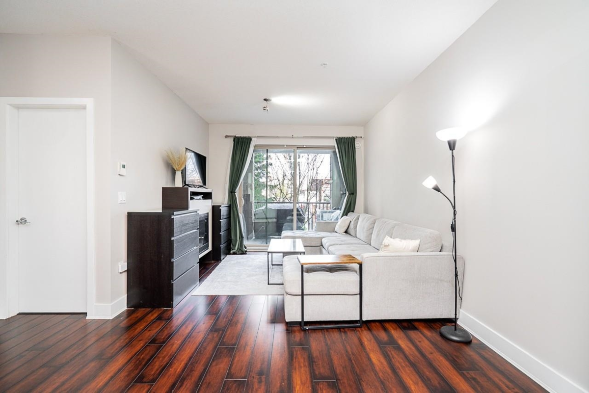 Breakfast Nook Photo of 233 6628 120 Street, Surrey, BC