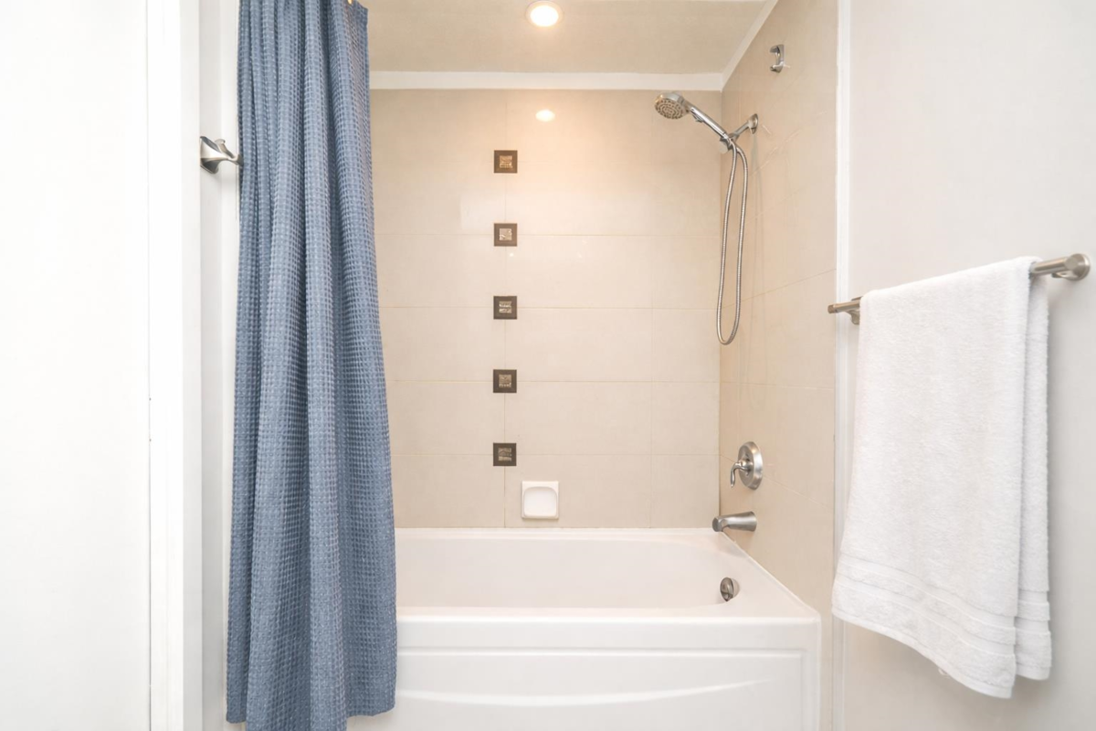 Laundry Room Photo of 233 6628 120 Street, Surrey, BC