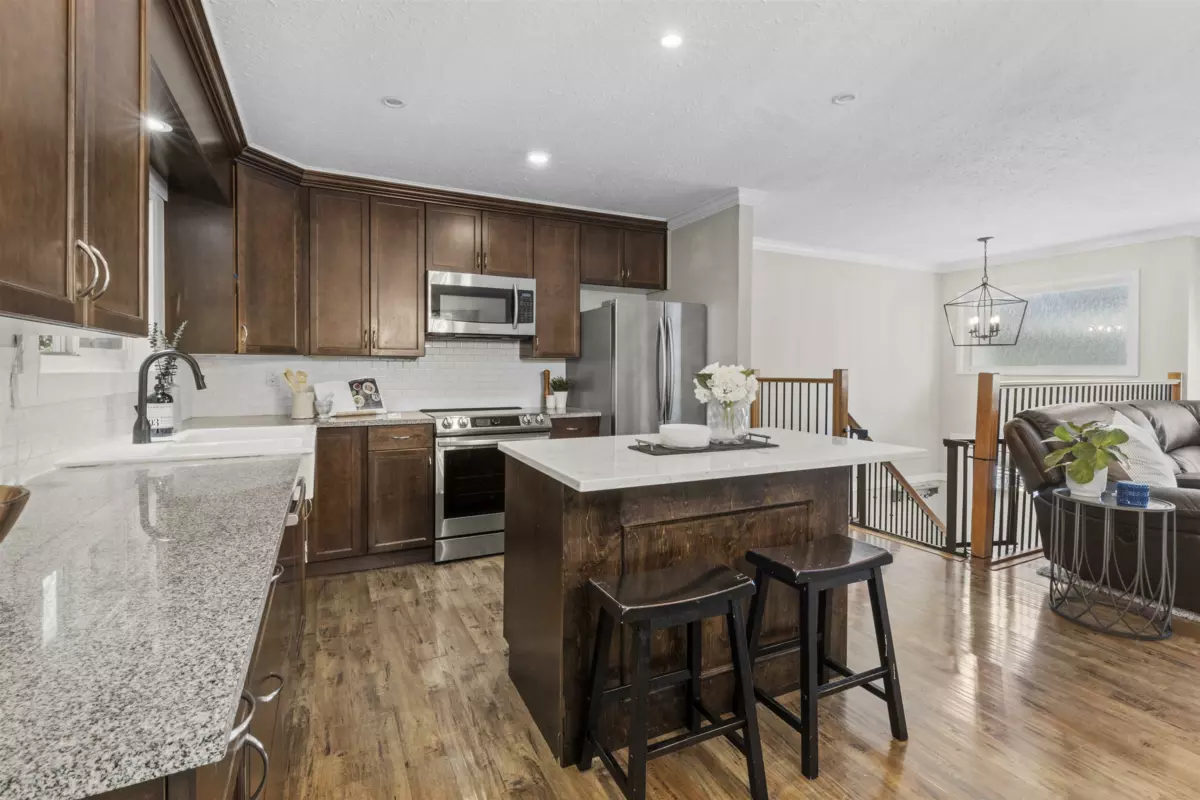 Family Room Photo of 19745 38a Avenue, Langley, BC