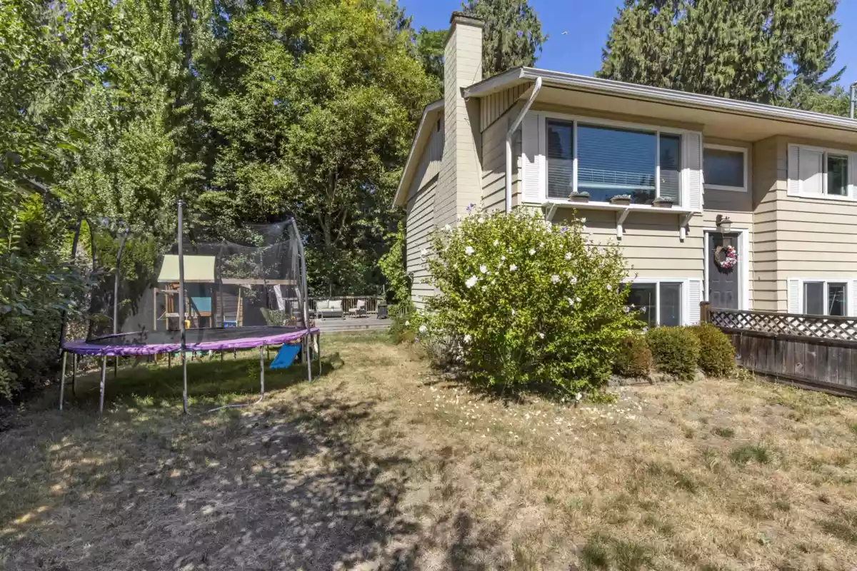 Garden / Landscaping Photo of 19745 38a Avenue, Langley, BC