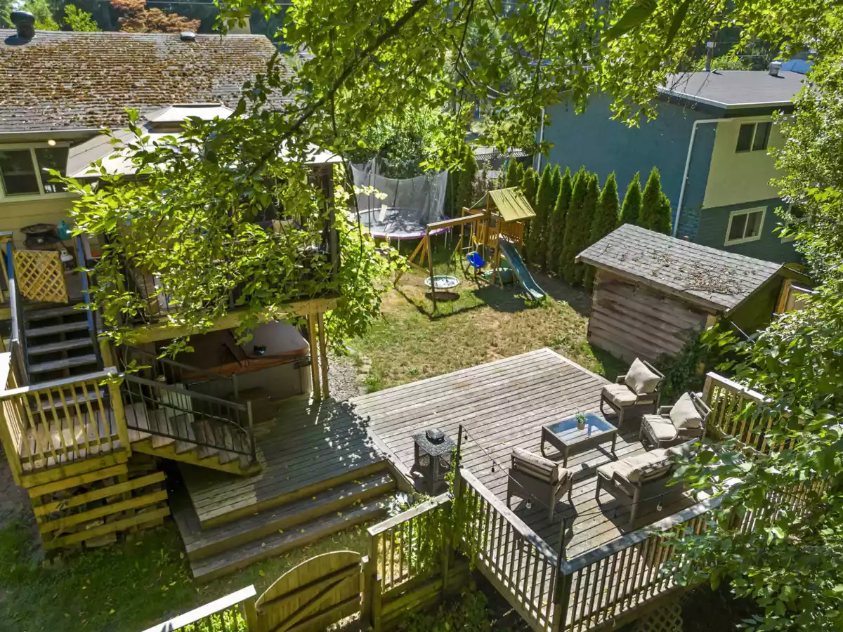 Hallway Photo of 19745 38a Avenue, Langley, BC