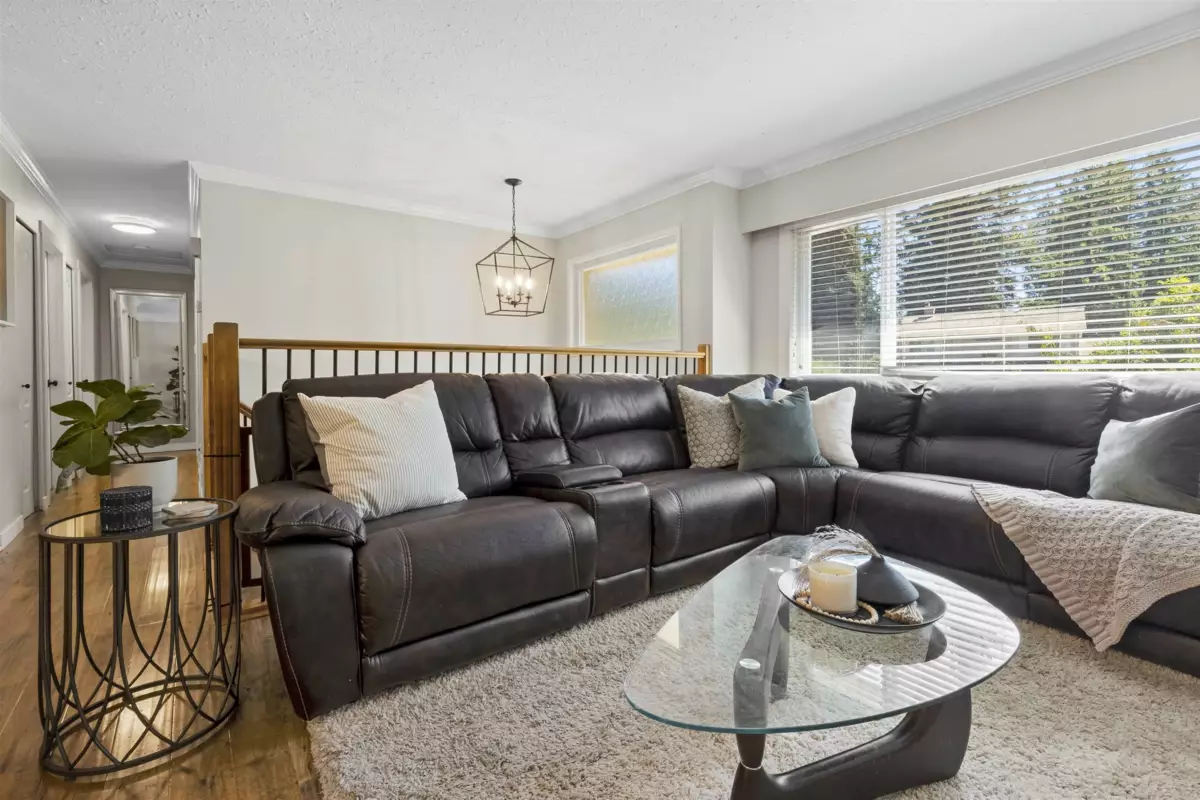 Pantry Photo of 19745 38a Avenue, Langley, BC