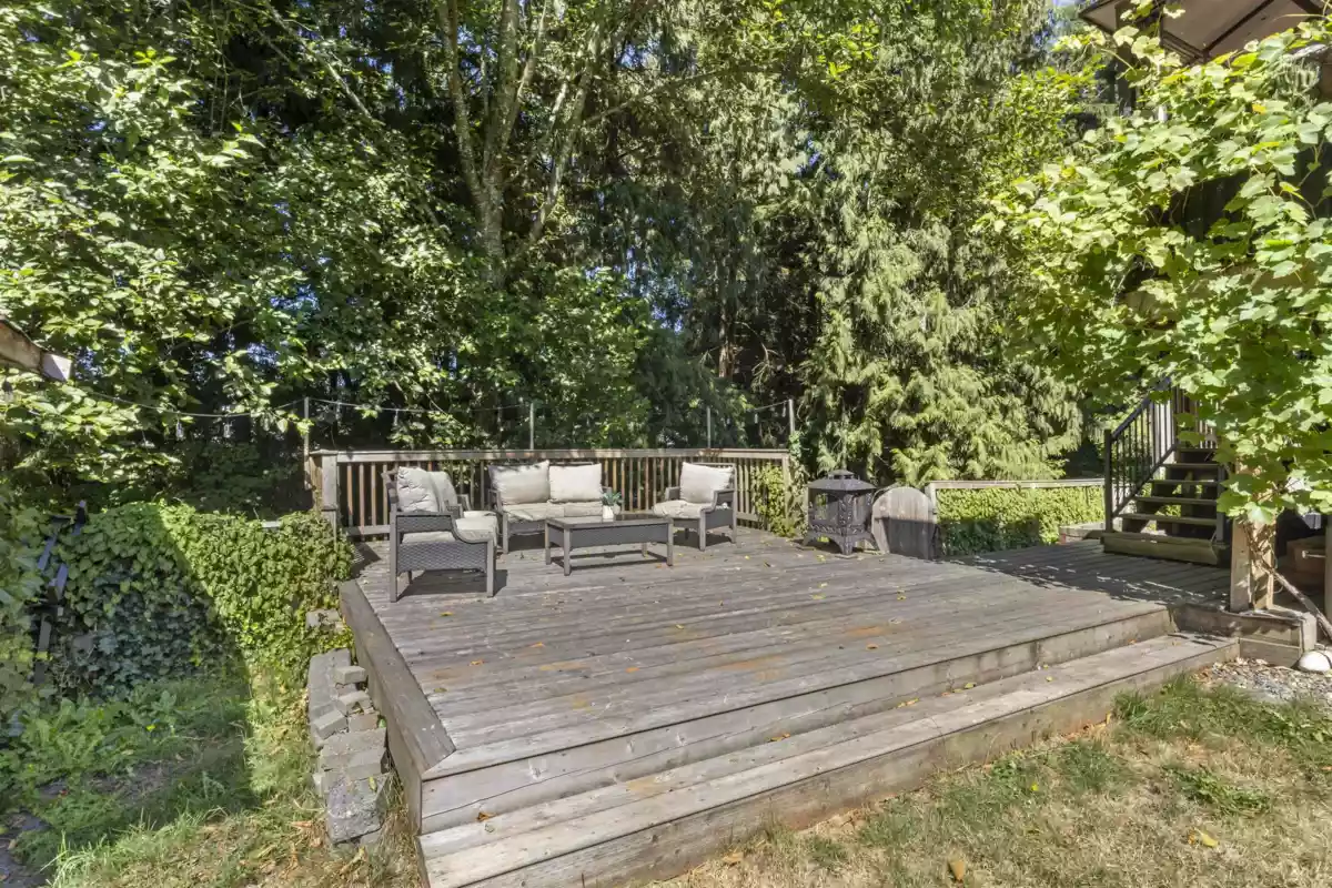 Staircase Photo of 19745 38a Avenue, Langley, BC