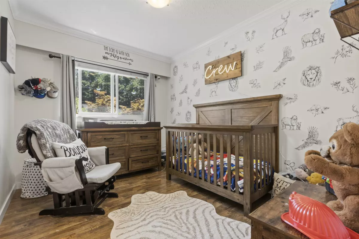 Walk-In Closet Photo of 19745 38a Avenue, Langley, BC