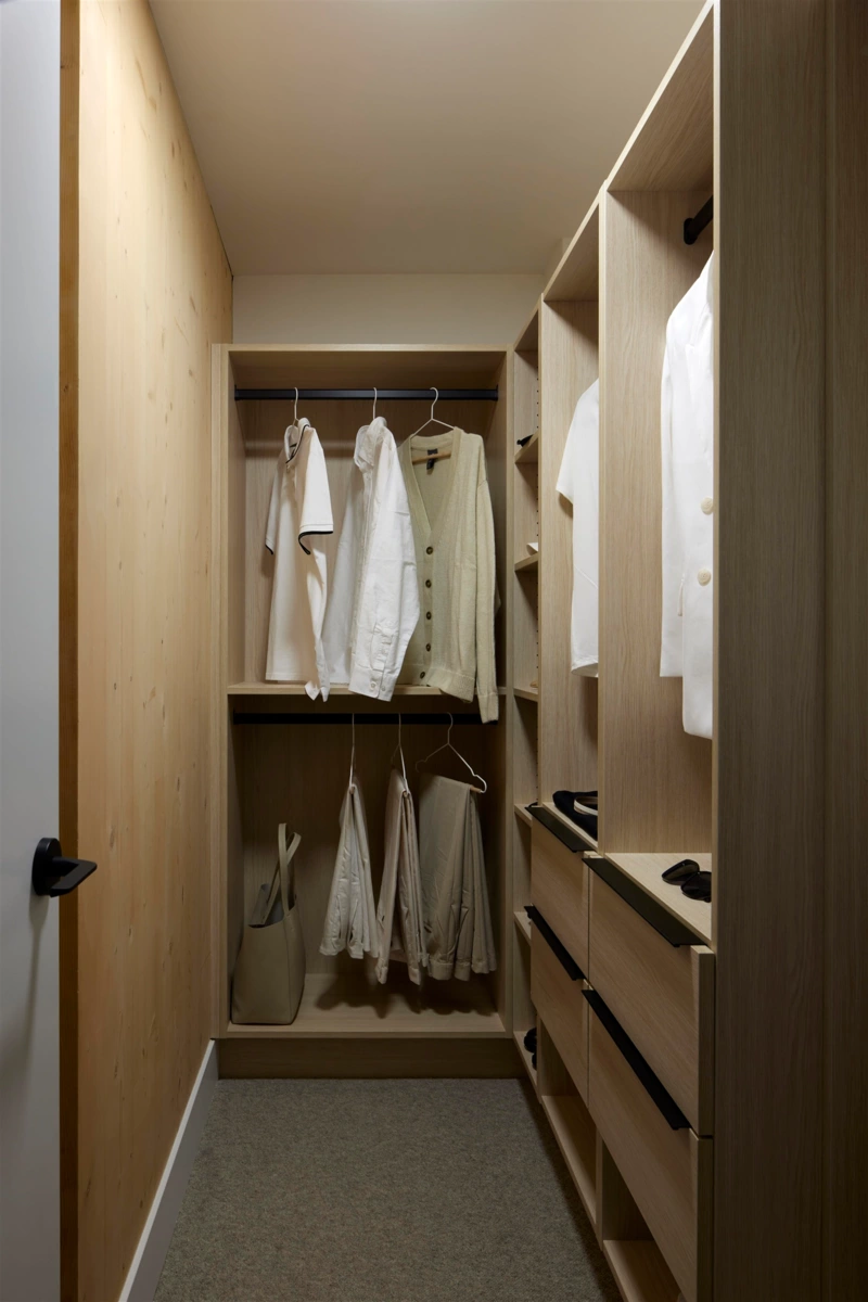 Walk-In Closet Photo of 503 310 Salter Street, New Westminster, BC
