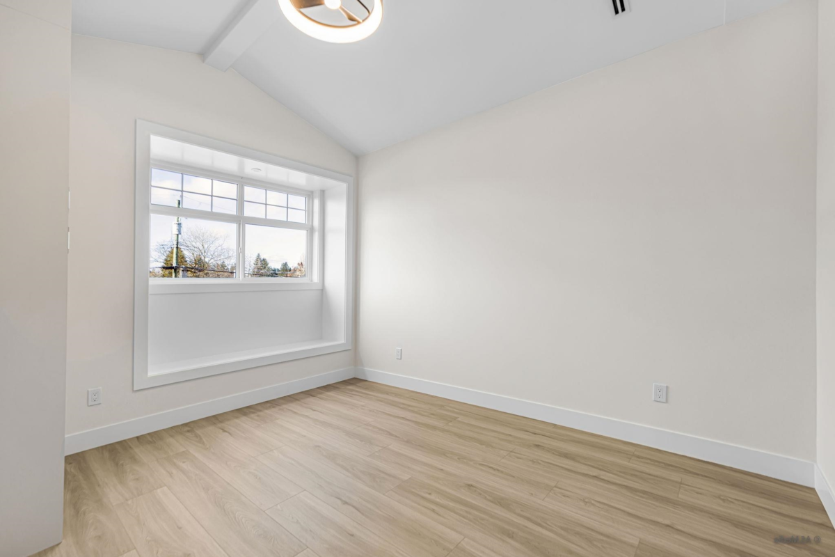 Front Yard Photo of 8237 110 Street, Delta, BC