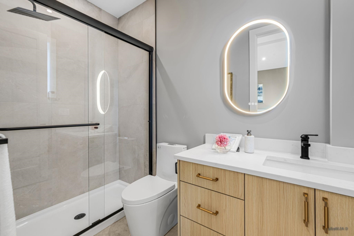 Mudroom Photo of 8237 110 Street, Delta, BC