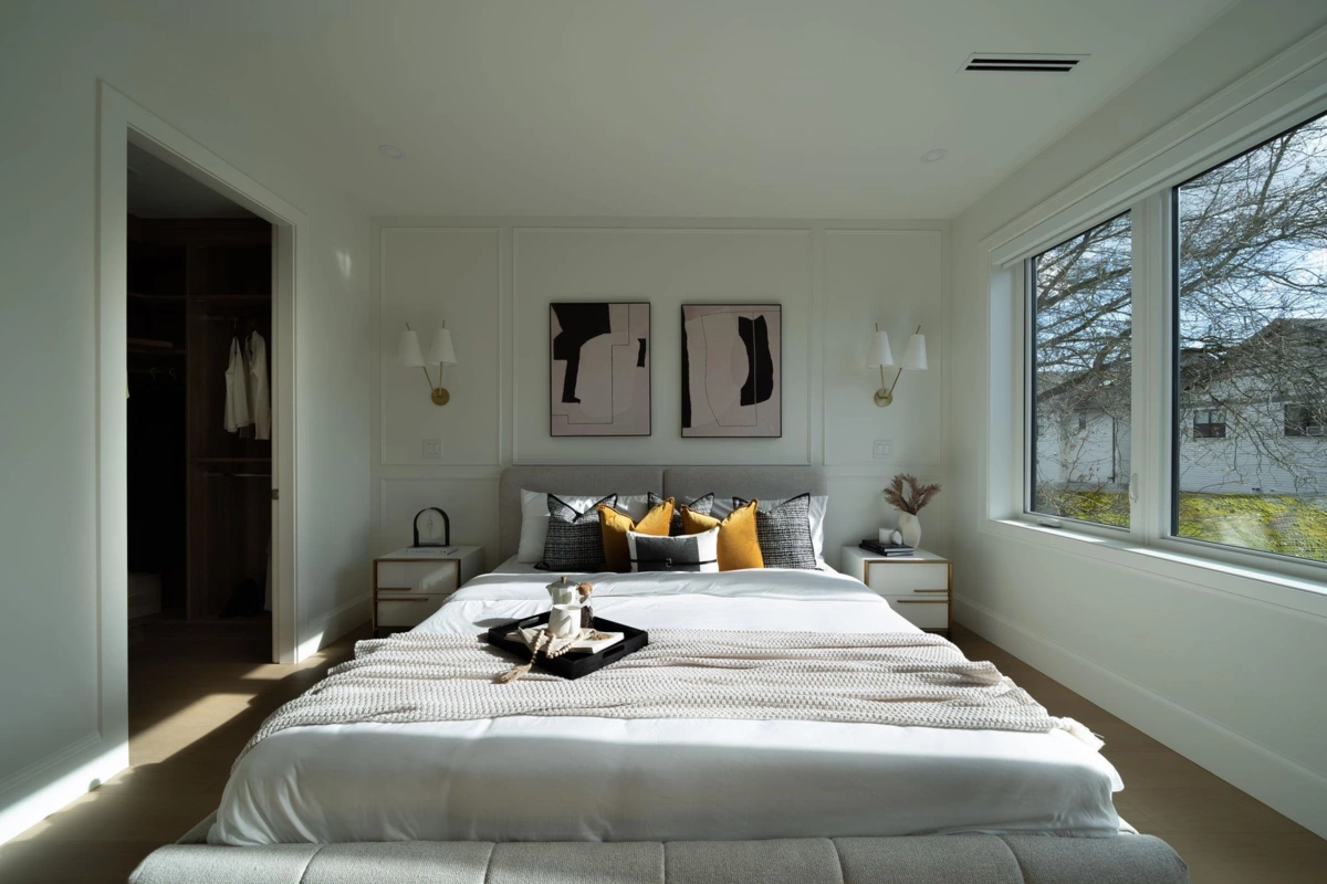 Bedroom 2 Photo of 2 864 E 16th Avenue, Vancouver, BC