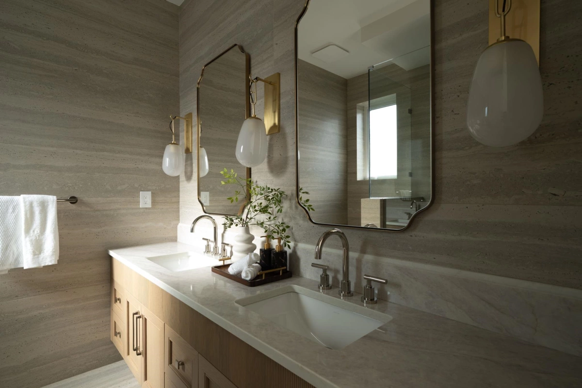 Bedroom 3 Photo of 2 864 E 16th Avenue, Vancouver, BC