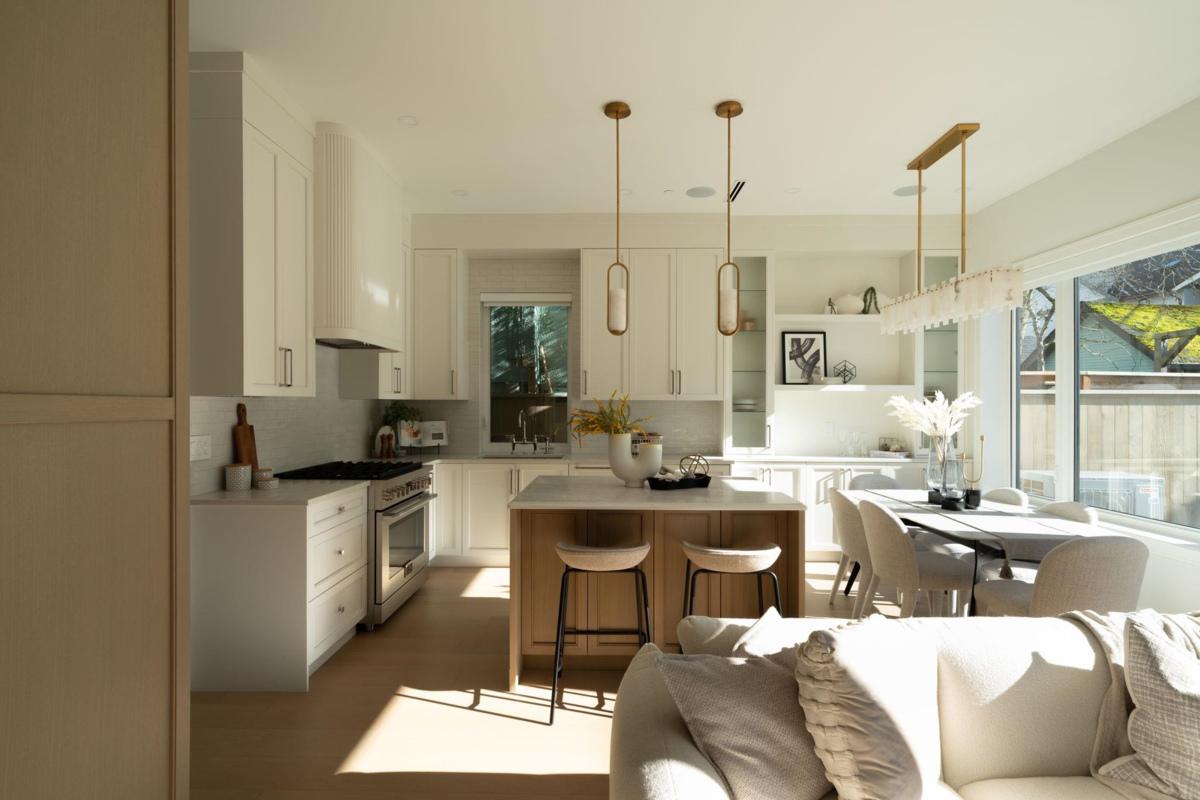 Exterior Rear Photo of 2 864 E 16th Avenue, Vancouver, BC