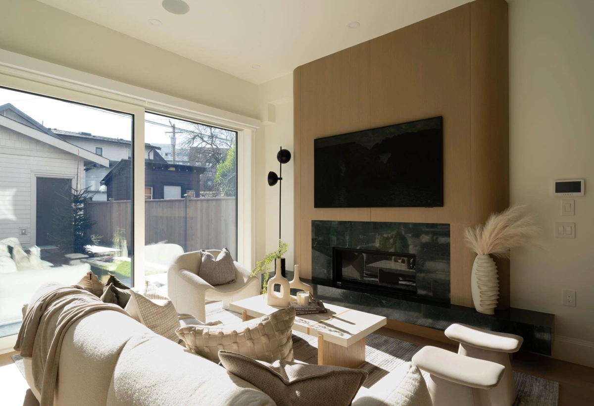 Pantry Photo of 2 864 E 16th Avenue, Vancouver, BC