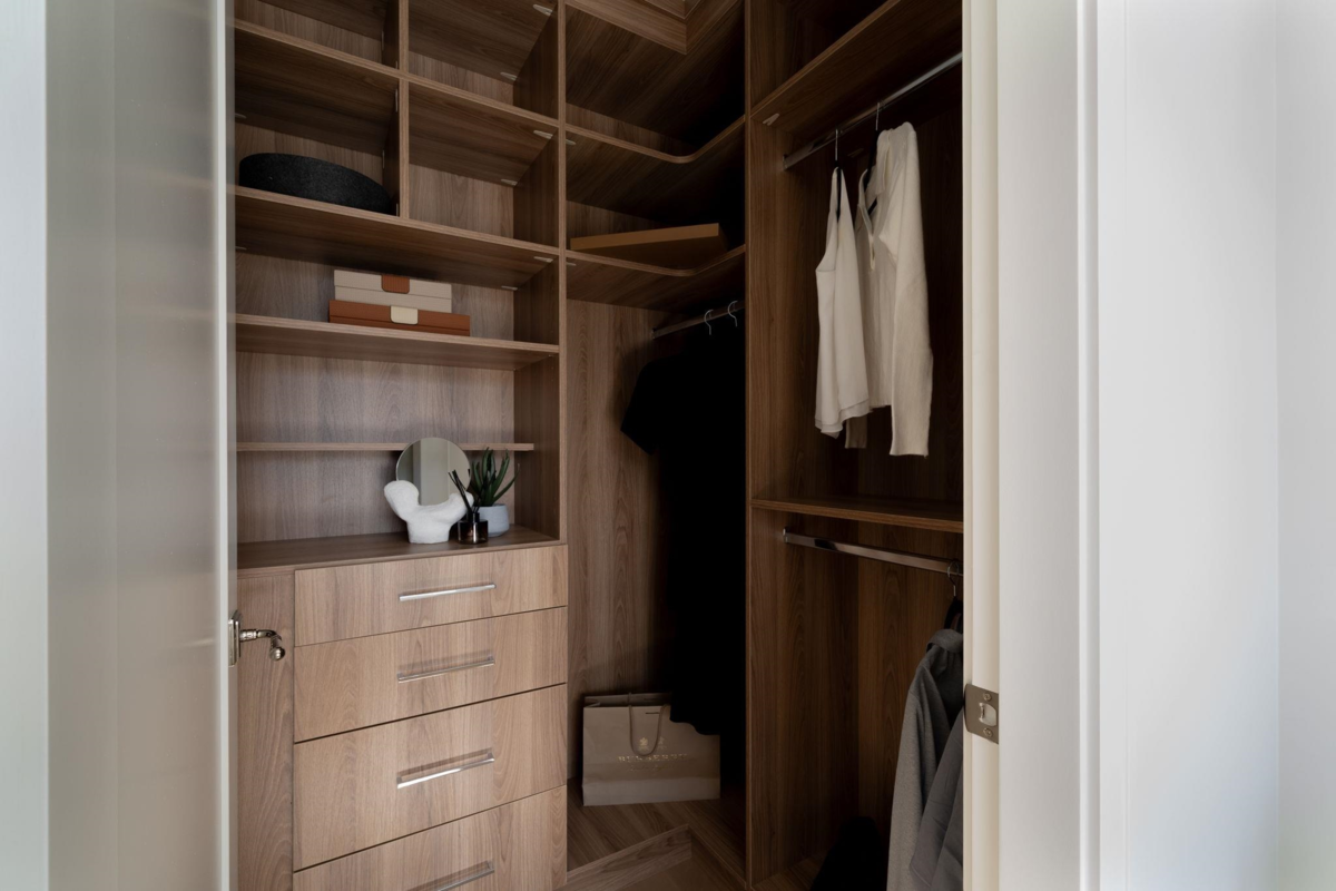 Powder Room Photo of 2 864 E 16th Avenue, Vancouver, BC