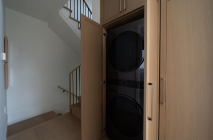 Mudroom Photo of 2 864 E 16th Avenue, Vancouver, BC