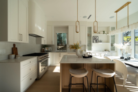 2 864 E 16th Avenue, Vancouver, BC