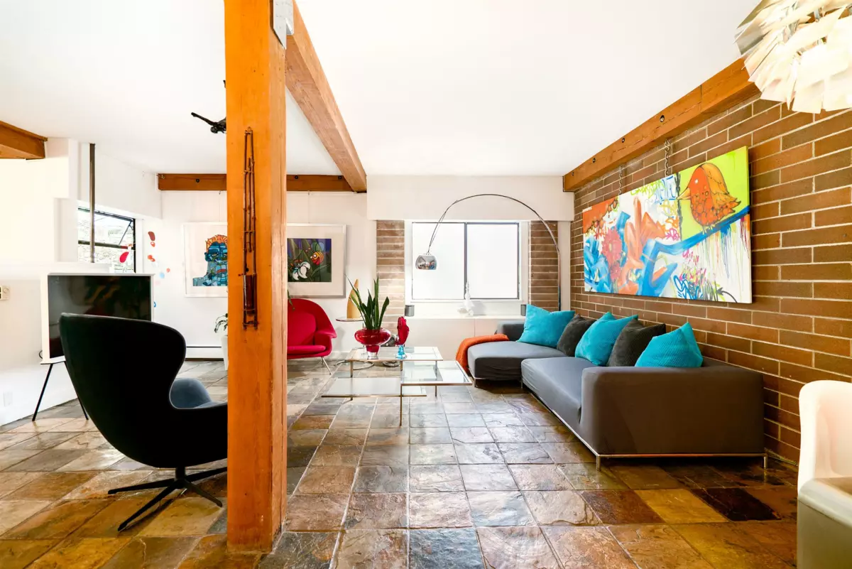 Dining Area Photo of 202 1535 Nelson Street, Vancouver, BC
