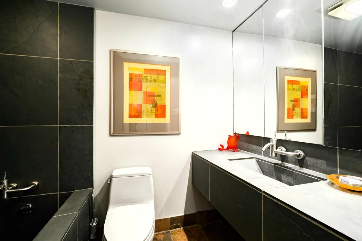 Entry Foyer Photo of 202 1535 Nelson Street, Vancouver, BC