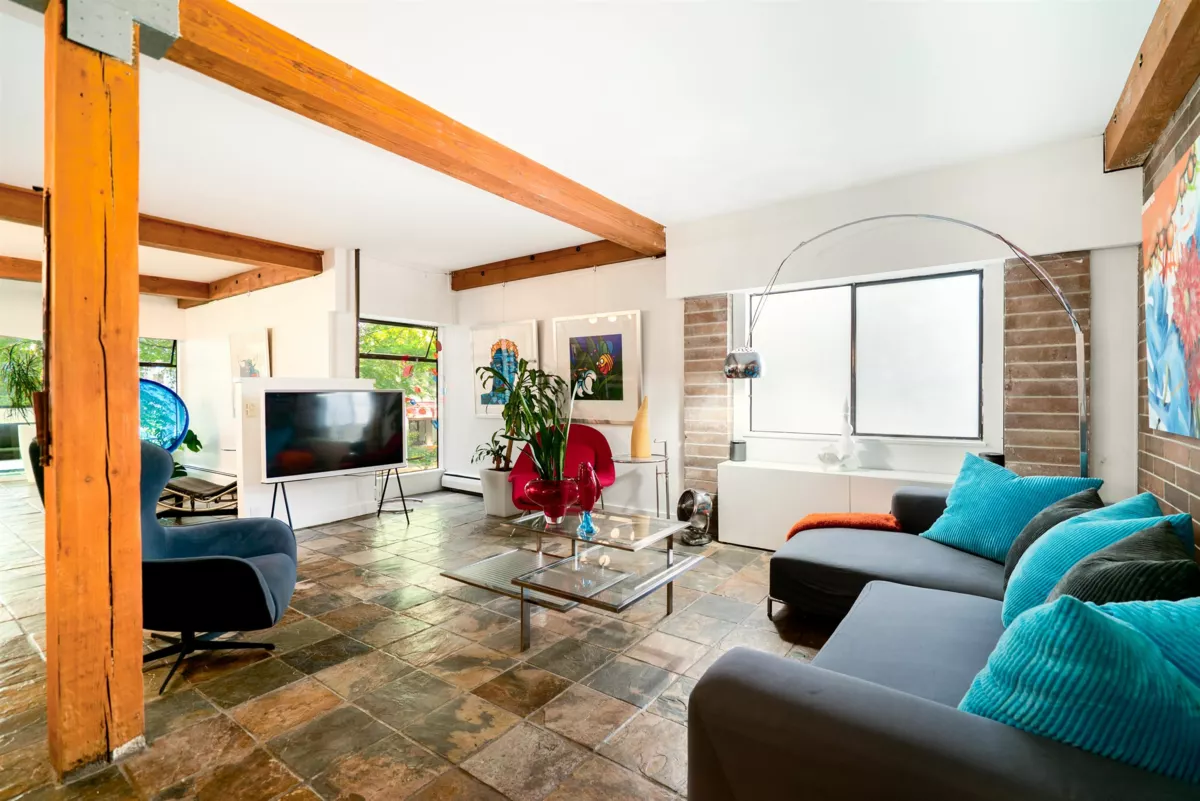 Kitchen Photo of 202 1535 Nelson Street, Vancouver, BC