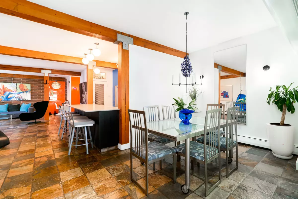 Laundry Room Photo of 202 1535 Nelson Street, Vancouver, BC