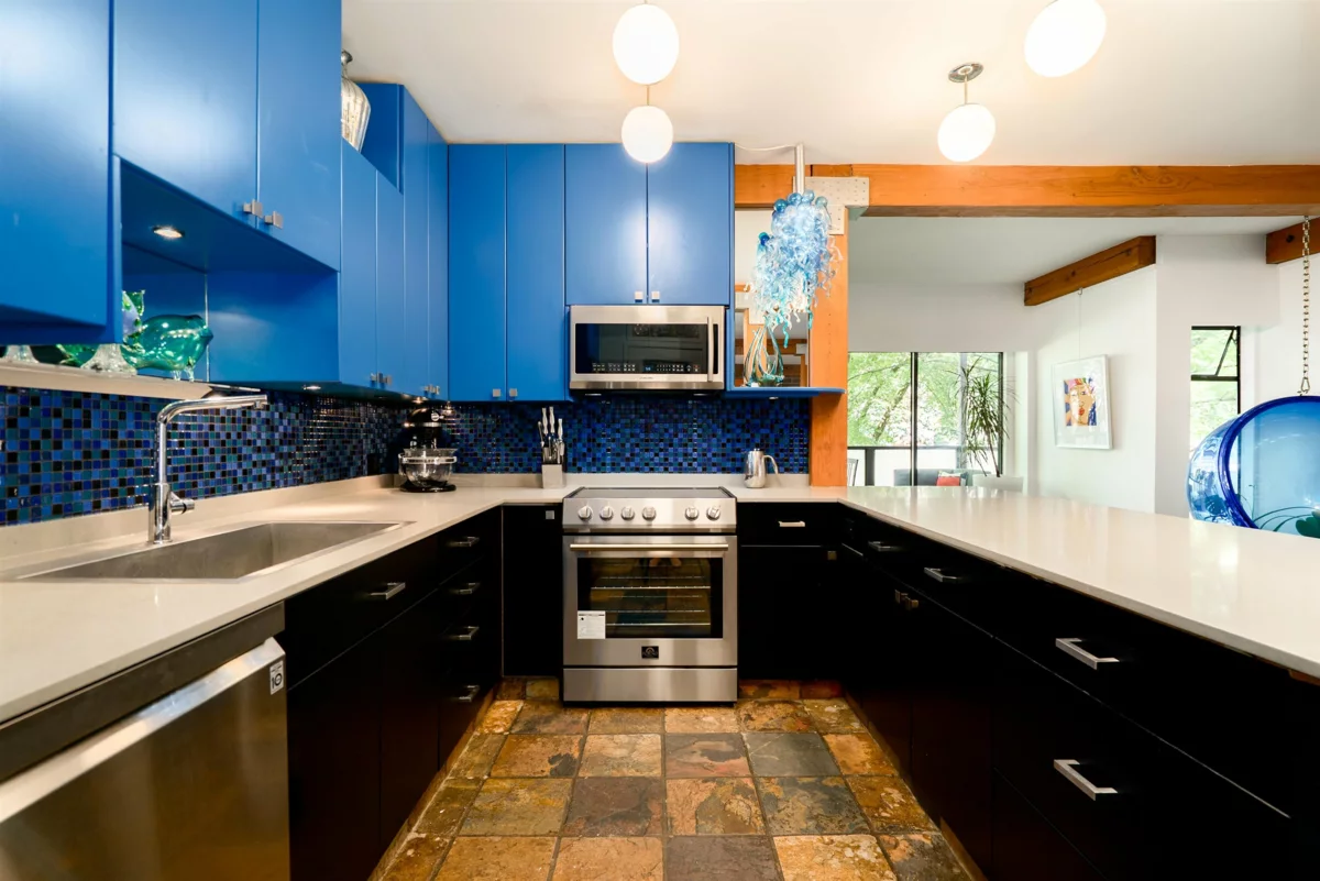 Walk-In Closet Photo of 202 1535 Nelson Street, Vancouver, BC