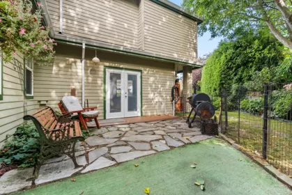 Street View Photo of 330 Rosehill Wynd, Delta, BC
