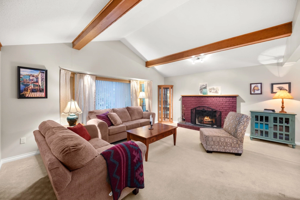 Dining Area Photo of 34660 Walker Crescent, Abbotsford, BC