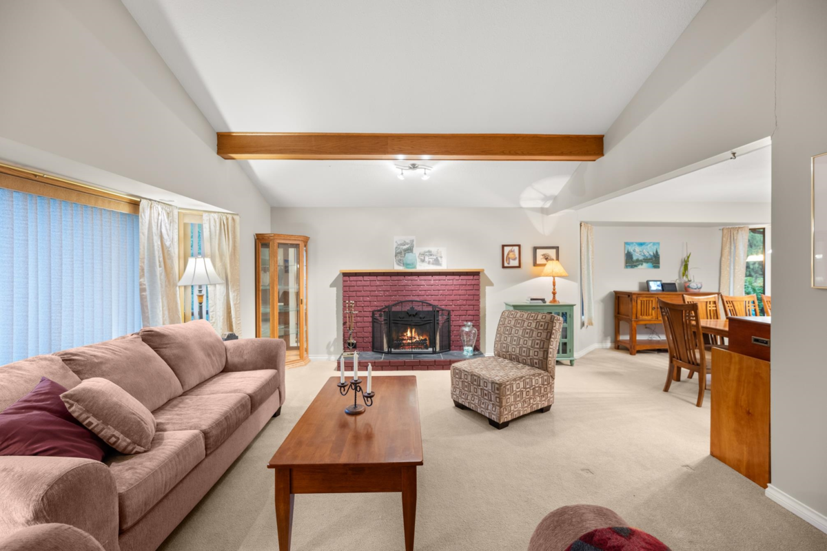 Family Room Photo of 34660 Walker Crescent, Abbotsford, BC