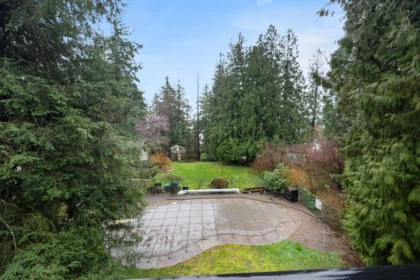 Staircase Photo of 34660 Walker Crescent, Abbotsford, BC