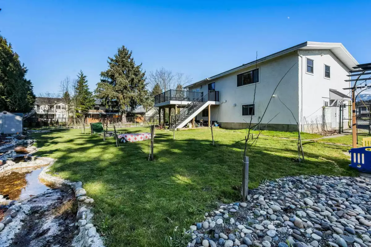 Outdoor Kitchen Photo of 10125 Shamrock Drive, Chilliwack, BC
