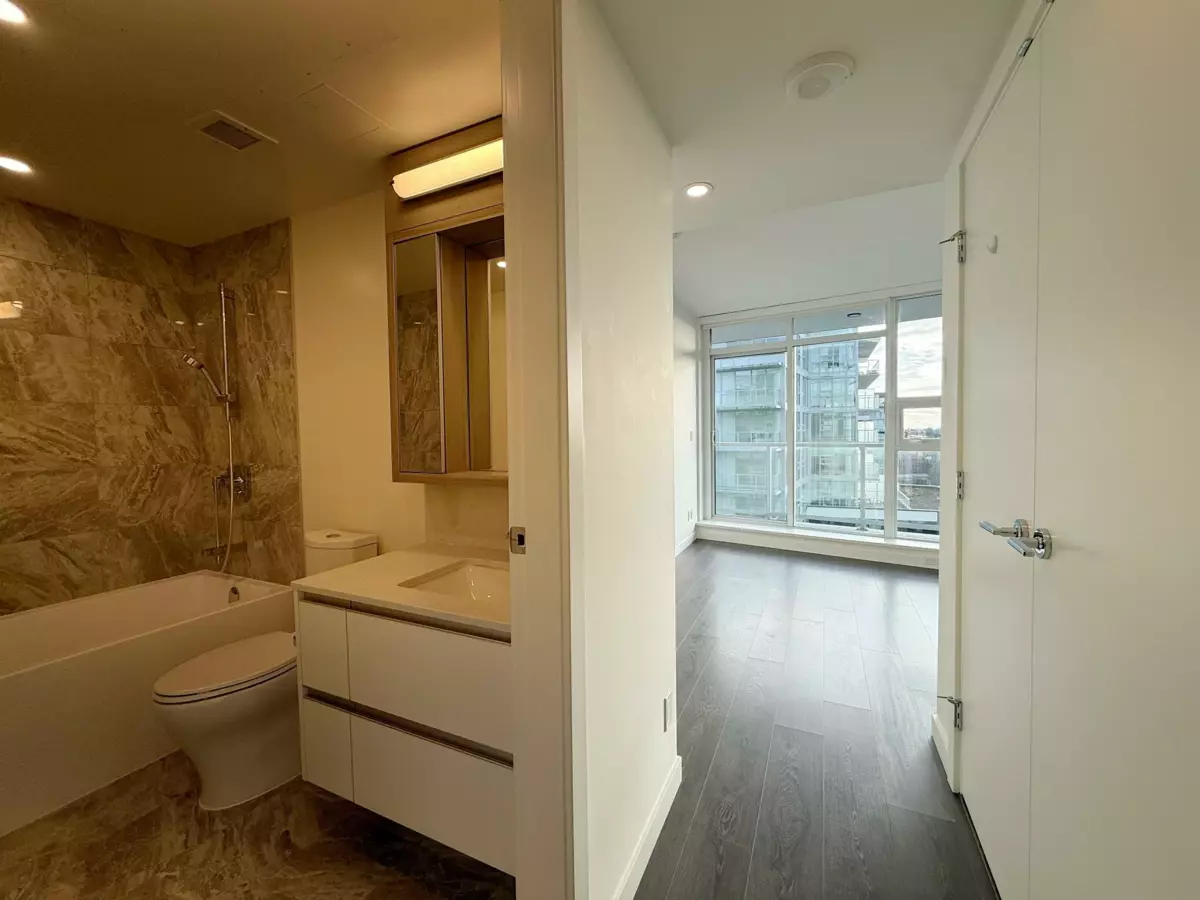 Bedroom 4 Photo of 1301 6633 Buswell Street, Richmond, BC