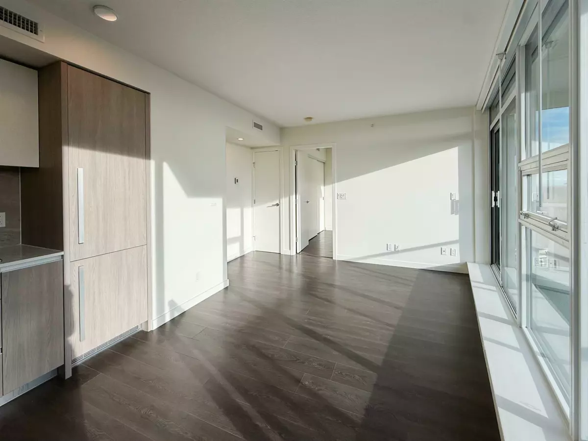 Pantry Photo of 1301 6633 Buswell Street, Richmond, BC